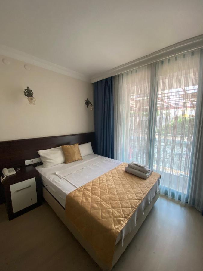 Theluna City Hotel Antalya Room photo